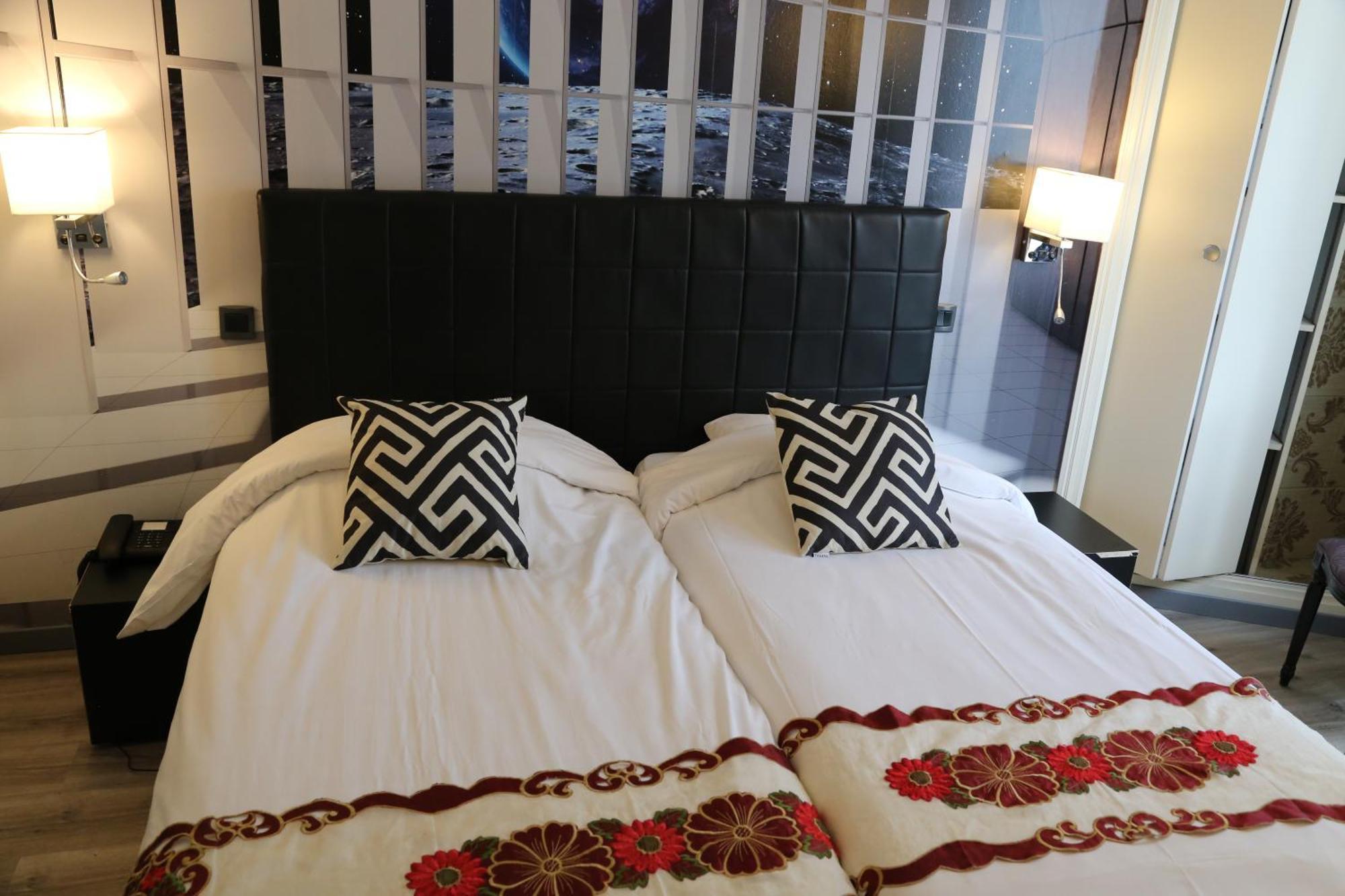 Hotel Princesse Isabelle Puteaux Zewnętrze zdjęcie