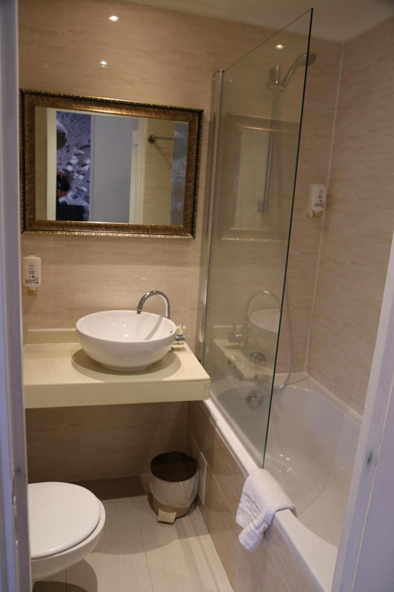 Hotel Princesse Isabelle Puteaux Zewnętrze zdjęcie